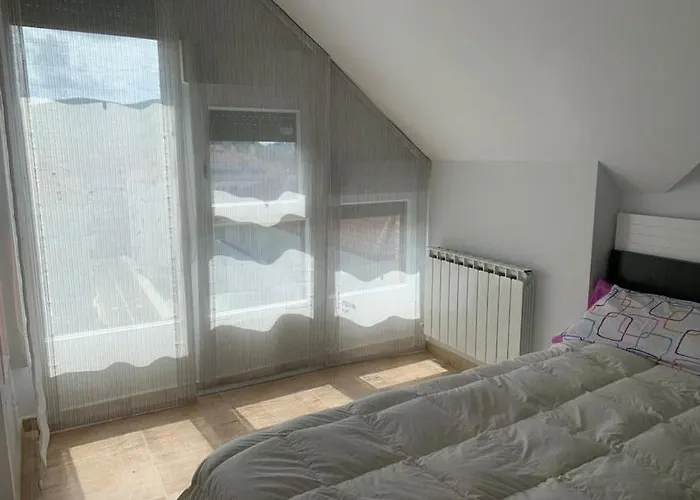 Extraordinario Atico De 80 M2 En Urbaniz Privada * Noja