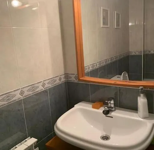 Extraordinario Atico De 80 M2 En Urbaniz Privada