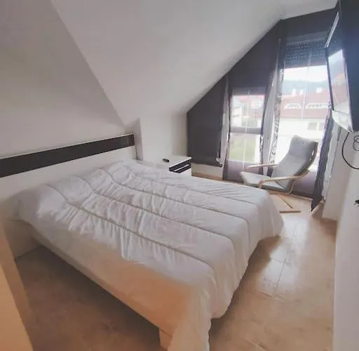 Extraordinario Atico De 80 M2 En Urbaniz Privada Apartament Noja