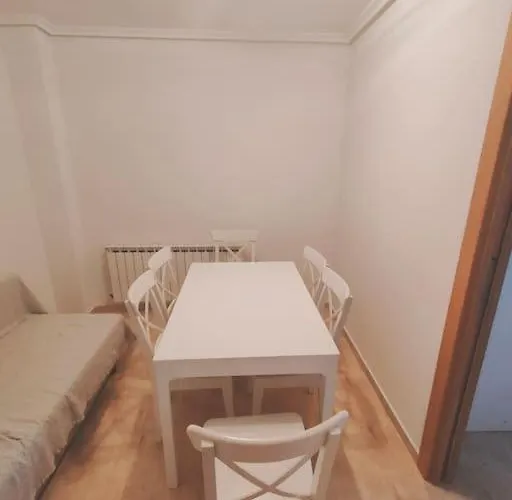 Extraordinario Atico De 80 M2 En Urbaniz Privada Noja