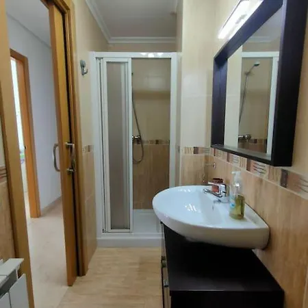 Extraordinario Atico De 80 M2 En Urbaniz Privada アパート