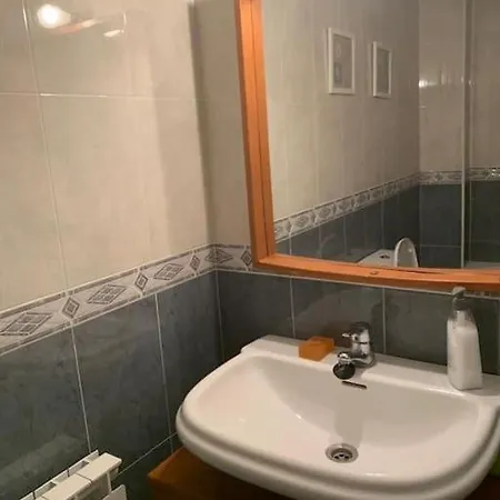 Extraordinario Atico De 80 M2 En Urbaniz Privada