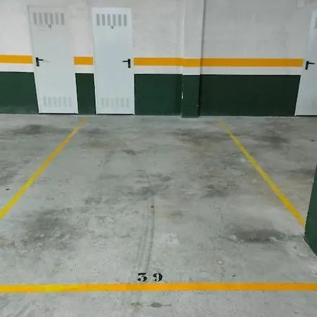 Extraordinario Atico De 80 M2 En Urbaniz Privada アパート